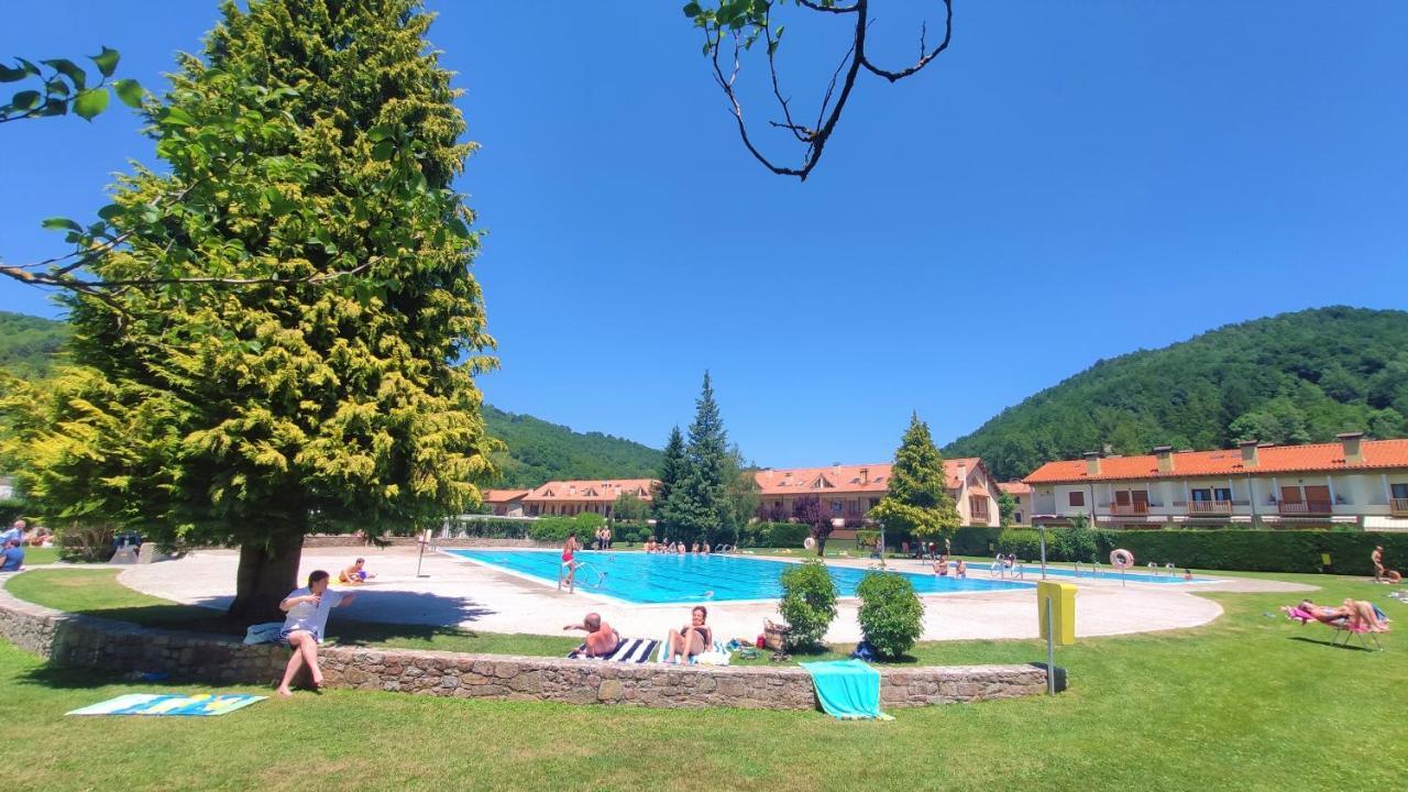 Aixopluc - Camprodon Apartamento Centro Rio Ritort Buitenkant foto